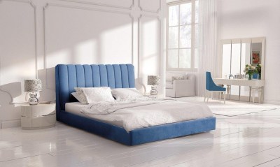 Moon quarto